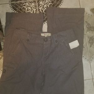 Elwood Zoe Gray Cargo Pants 29, 30 or 31 NWT